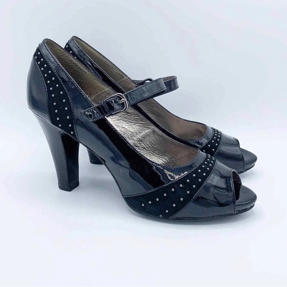 🍾🥳 Holiday Party!! 🥳🎉 EUC Sofft Suede & Patent Mary Jane Peep Toe Heels